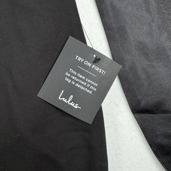 Lulus Black Bodycon Mini Dress Womens Size Medium Balloon Sleeve NWT Open Back - Picture 4 of 12